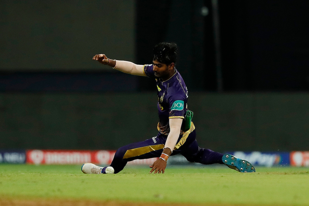 Juggling act 2: Anukul almost pushes ball to boundary background