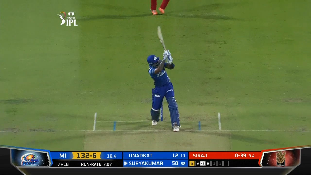 M18: RCB vs MI – Suryakumar Yadav Six background