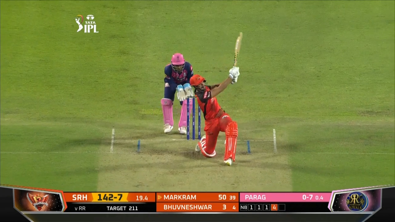M05: SRH vs RR – Aiden Markram Six background