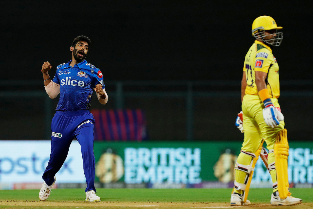 OUT: Bumrah’s jaffa traps Uthappa in front
