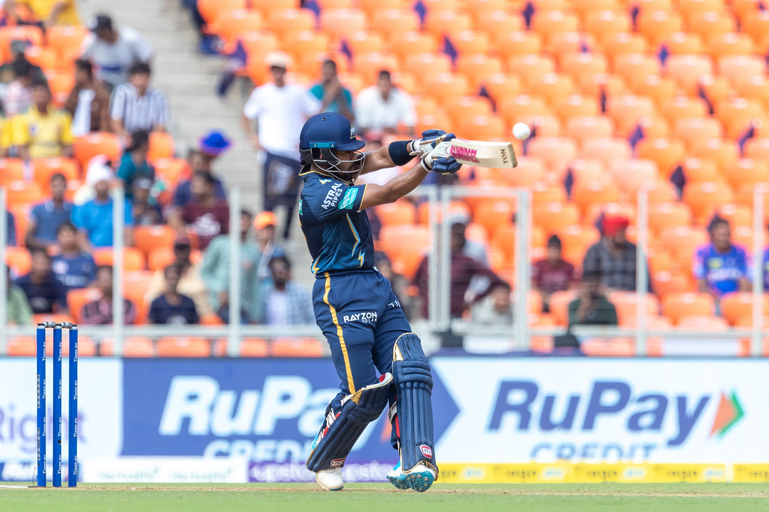 On the move: Saha cracks 6 & 4 off Avesh