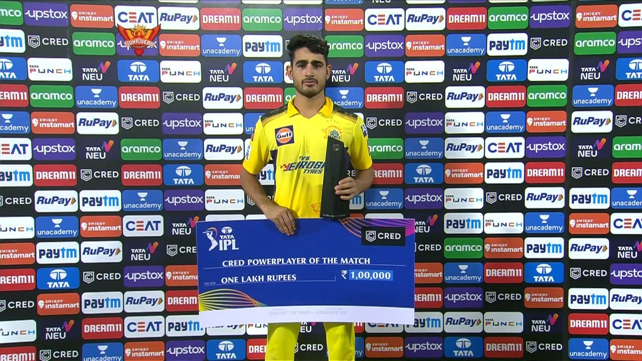 M46: SRH vs CSK – CRED Power Player of the Match – Mukesh Choudhary background
