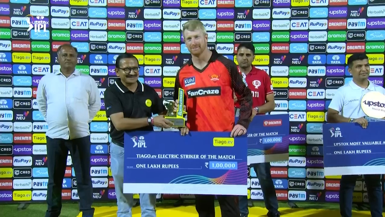 M52: RR vs SRH – TIAGO.ev Electric Striker of the Match – Heinrich Klaasen background