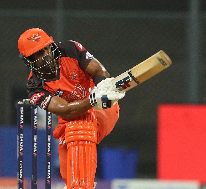 Wow: Shashank scoops Ferguson for incredible SIX