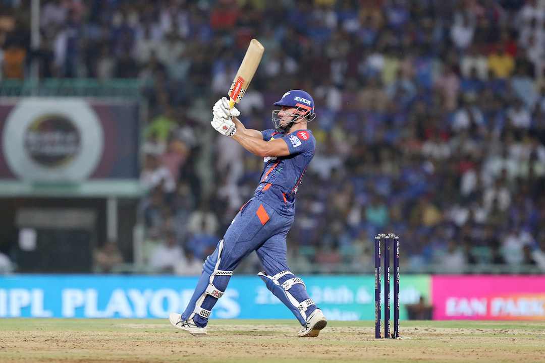 6, 4, 4, 6, 4: Stoinis produces finishing heroics against Jordan background