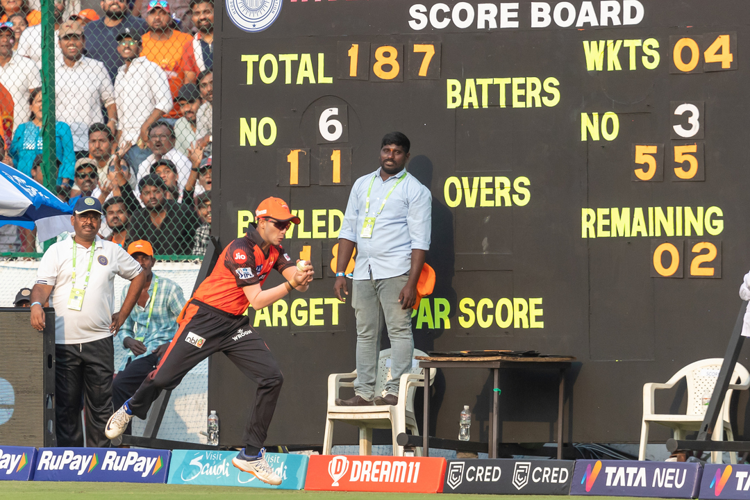Judgement & Balance: Abhishek Sharma takes a fantastic catch to dismiss Samson