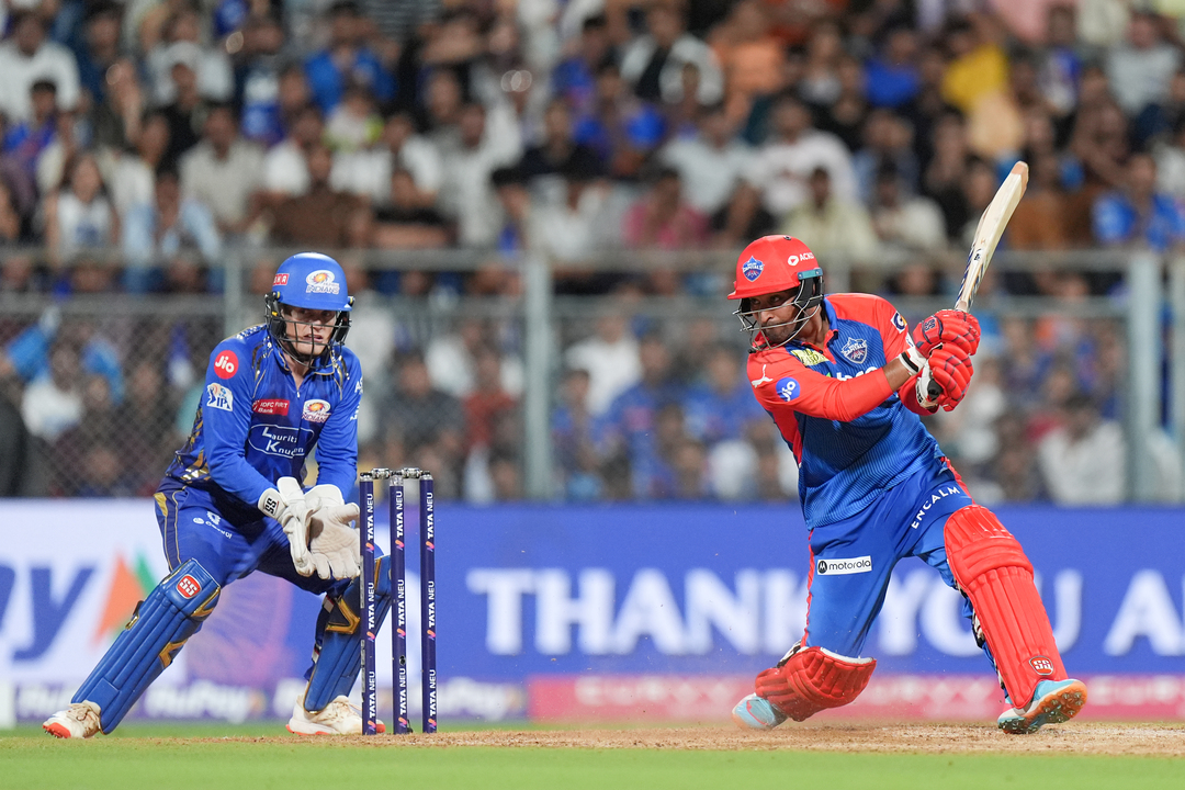 6,4,4: Vipraj with a counterpunch background