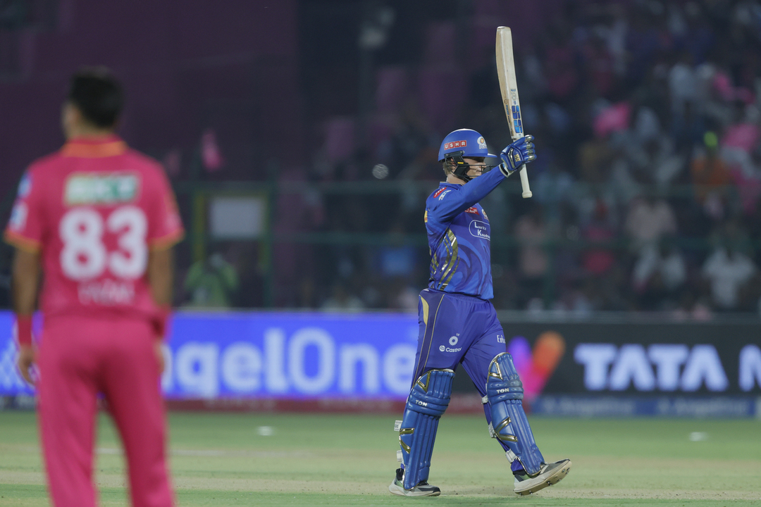 Rickelton sets the pace up front with solid 61(38)