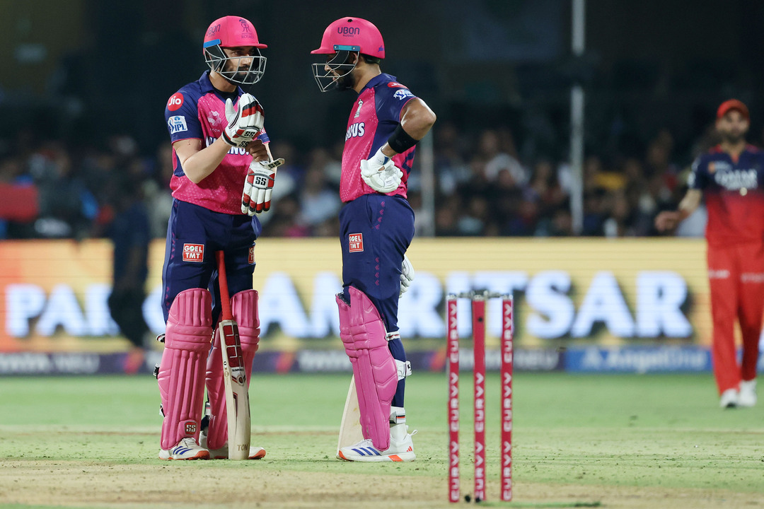 6, 6, 4, 4: Jurel & Dubey Dismantle Bhuvi in a 22-Run Blitz