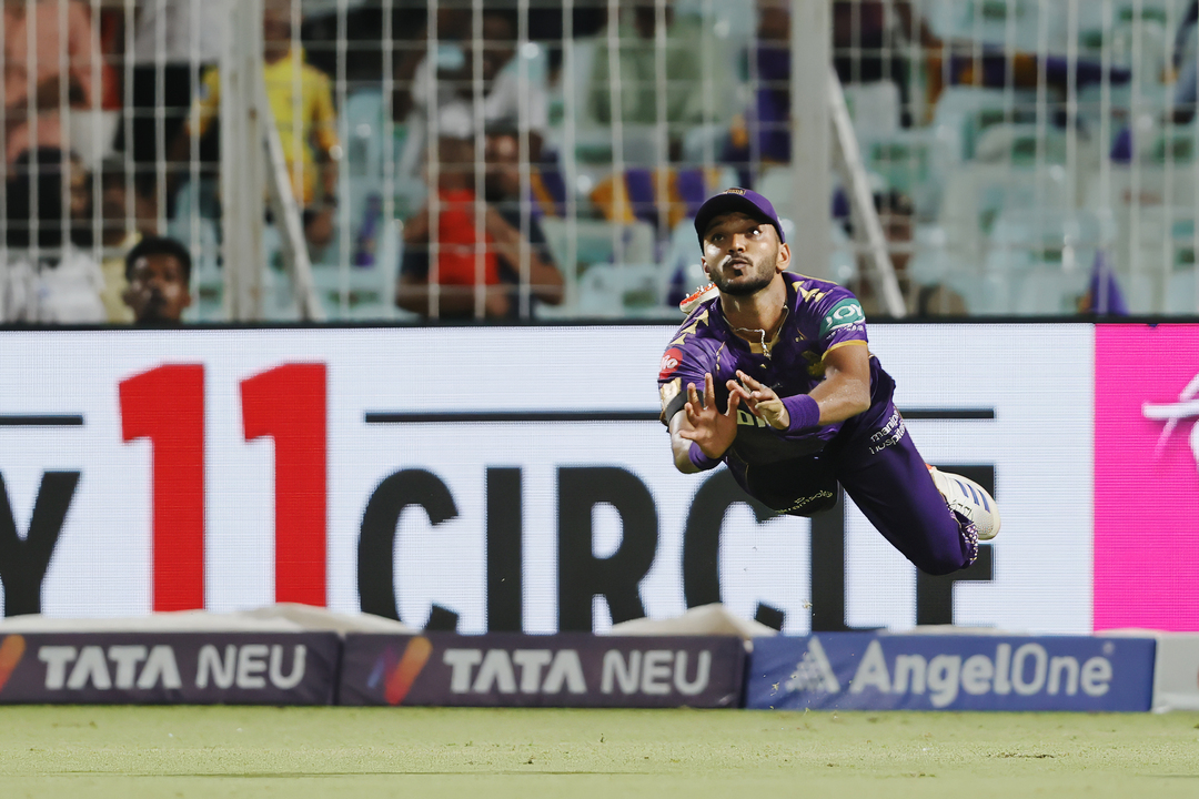 Sakariya's Superman Dive: Puts Body on the Line to attempt a Catch