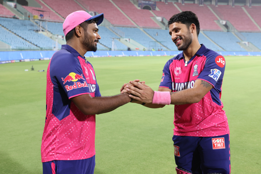 Post-win chat in Lucknow ft. Captain Sanju Samson & comeback man Dhruv Jurel background