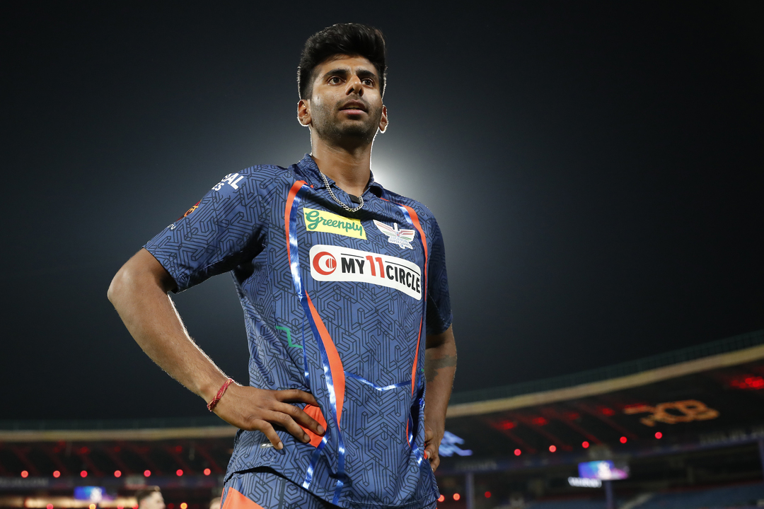 Decoding LSG's bowling & fielding brilliance with Mayank Yadav & Devdutt Padikkal background