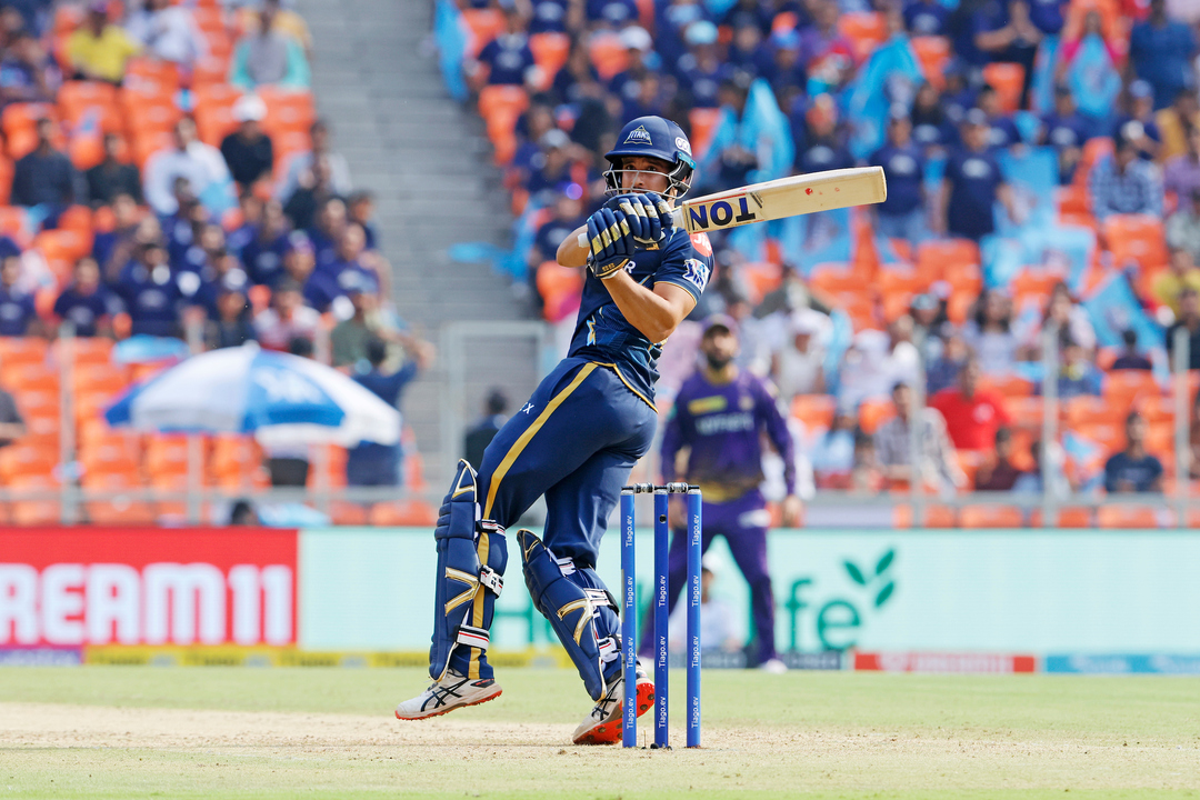 Hat-trick of fours: Abhinav Manohar attacks straightaway