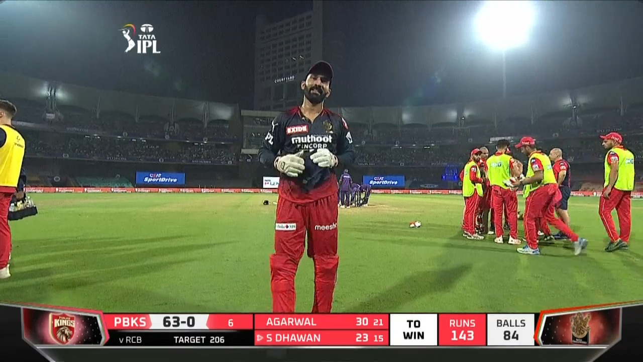 M03: PBKS vs RCB – Dinesh Karthik Interview background