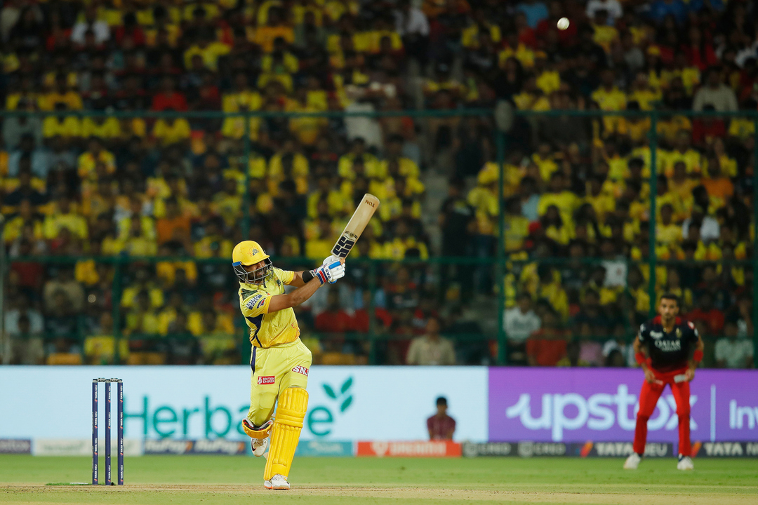 Ajinkya Rahane's stylish 37(20)