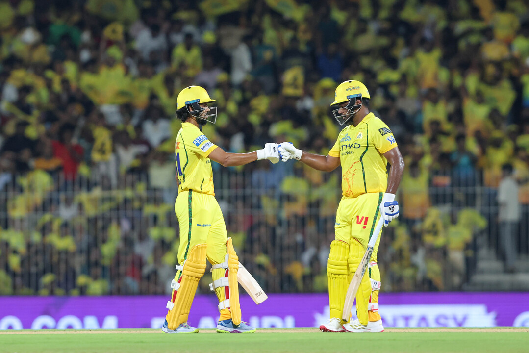 4,4,4: Ruturaj & Samson's take on Axar