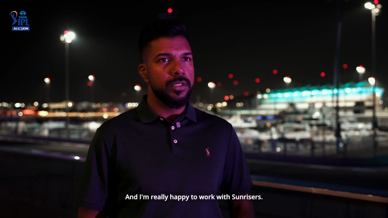 SRH's Auction Approach, with Bowling Coach Varun Aaron background