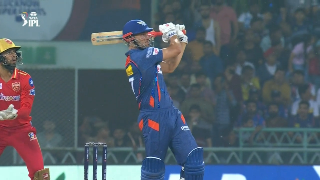 6 x 2: Stoinis smacks consecutive sixes against Chahar