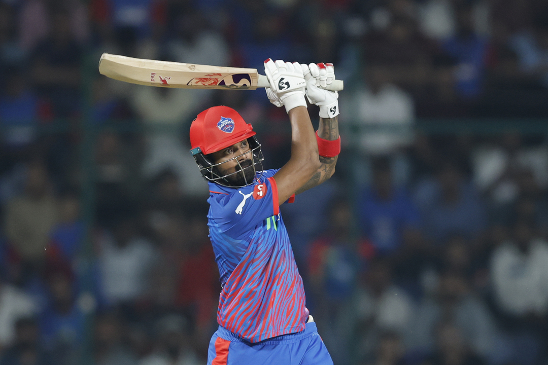 4,6,6,4: KL Rahul charges to his fifty in absolute style