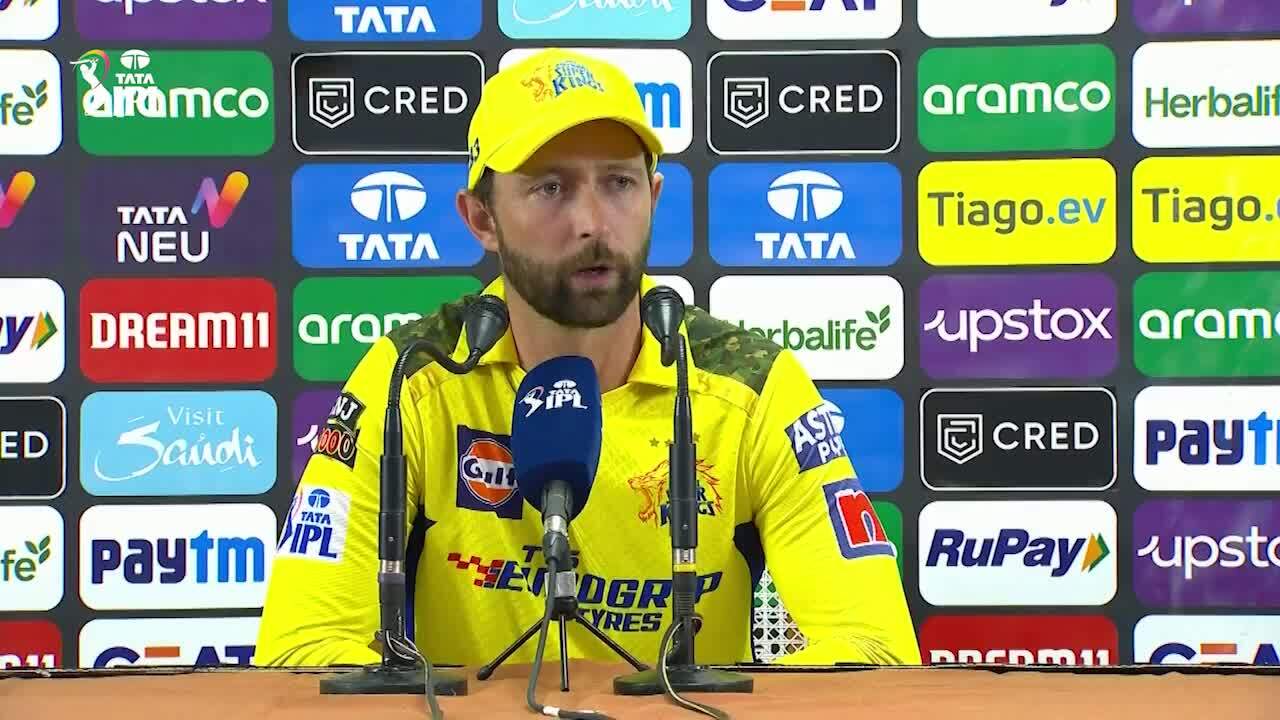 We are very lucky to have MS Dhoni with the gloves on: Devon Conway background
