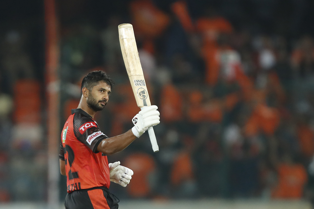 Rahul Tripathi bosses the chase with a brilliant 74*(48)