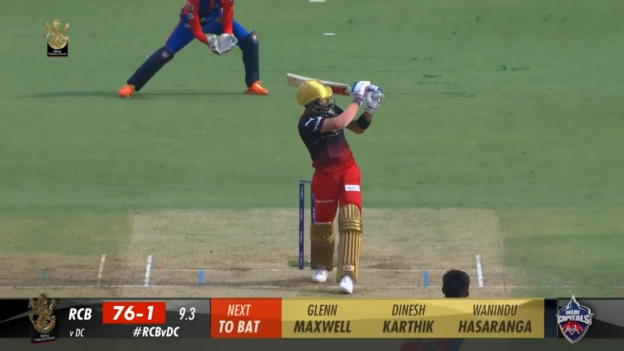M20: RCB vs DC – Virat Kohli Six