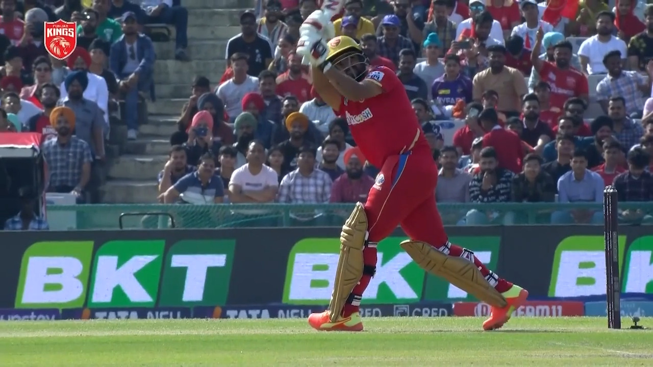 M02: PBKS vs KKR – Super Sixes background