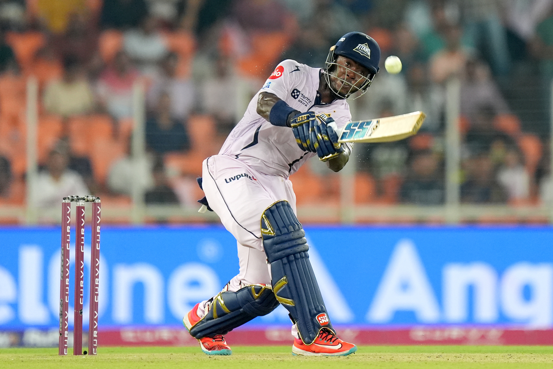 Rutherford's vital knock of 38(22)