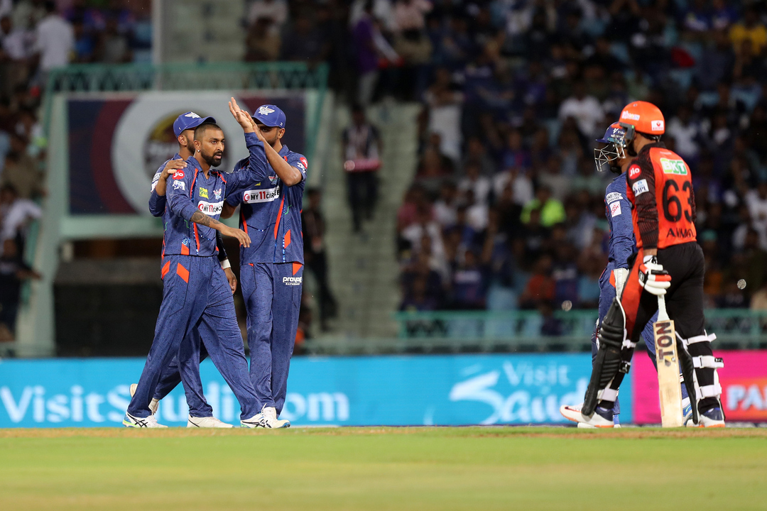 2 in 2: Krunal removes Anmolpreet & Markram off consecutive balls