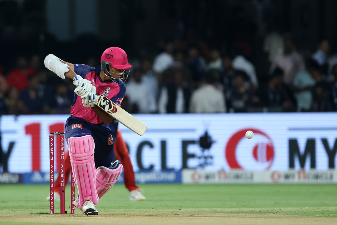 4, 4, & 99m Six: Jaiswal Takes Off in Style Against Yash Dayal background