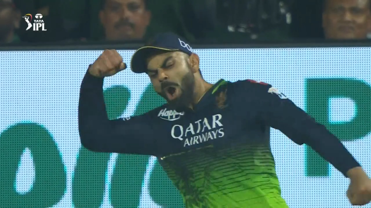 M32: RCB vs RR – Amazing Moments