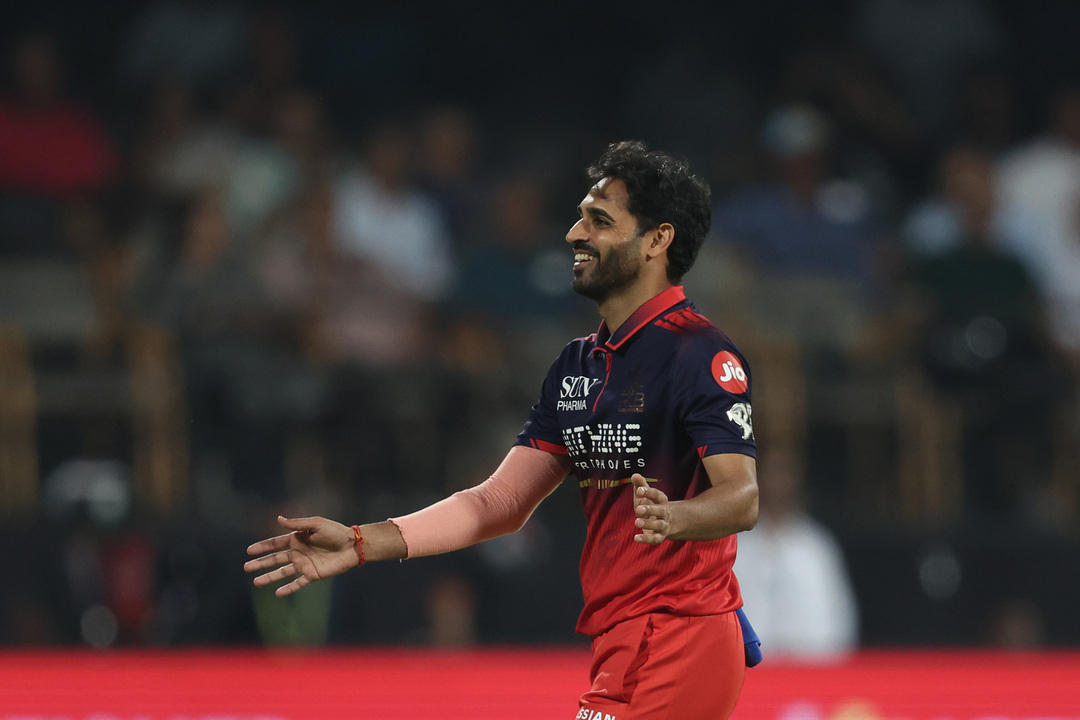 Bhuvneshwar Kumar's 3/27 oozes class and experience