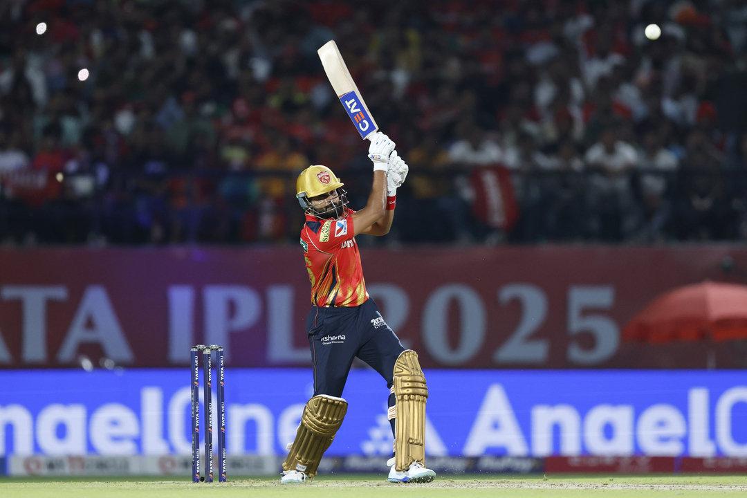 Shreyas Iyer's solid knock of 45(25)
