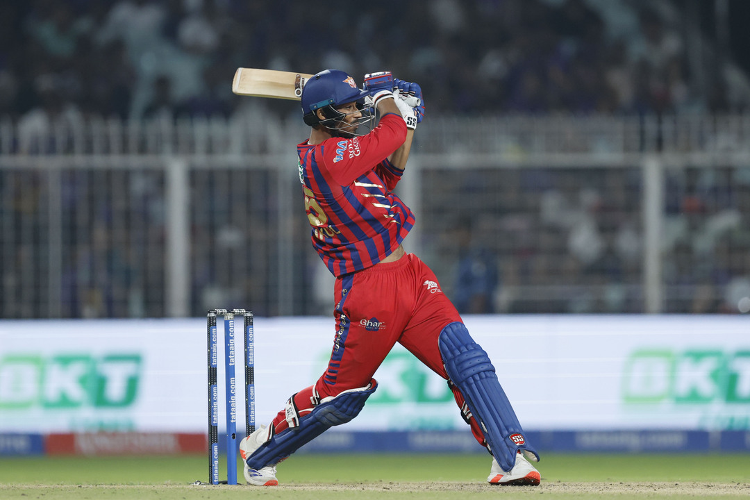 6,4,6! Mukul Choudhary going all guns blazing in the penultimate over