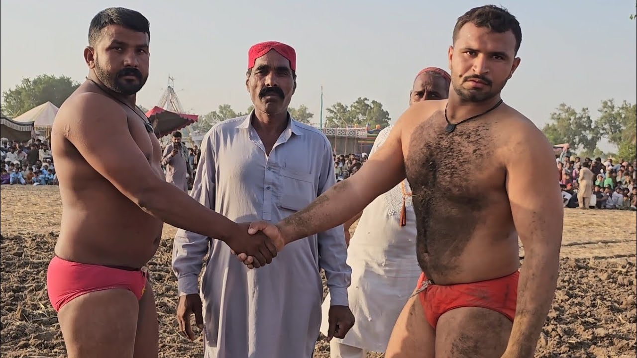 traditional mud wrestler challenge kushti fight #namatpehlwan #trending #viral #kushti #shorts background