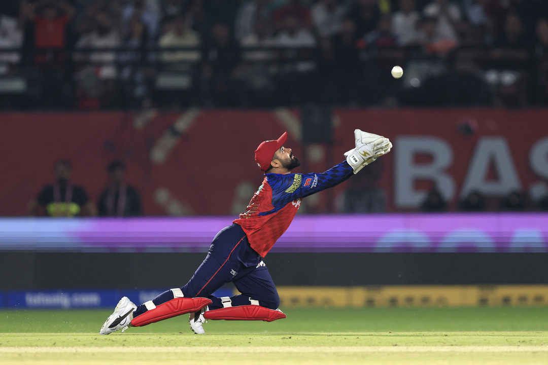 6, 6, GONE! Prabhsimran's SUPER catch ends Miller magic