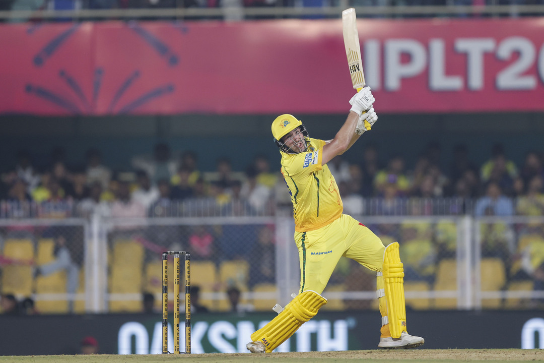 Jamie Overton wages lone battle for CSK with 43(36) background
