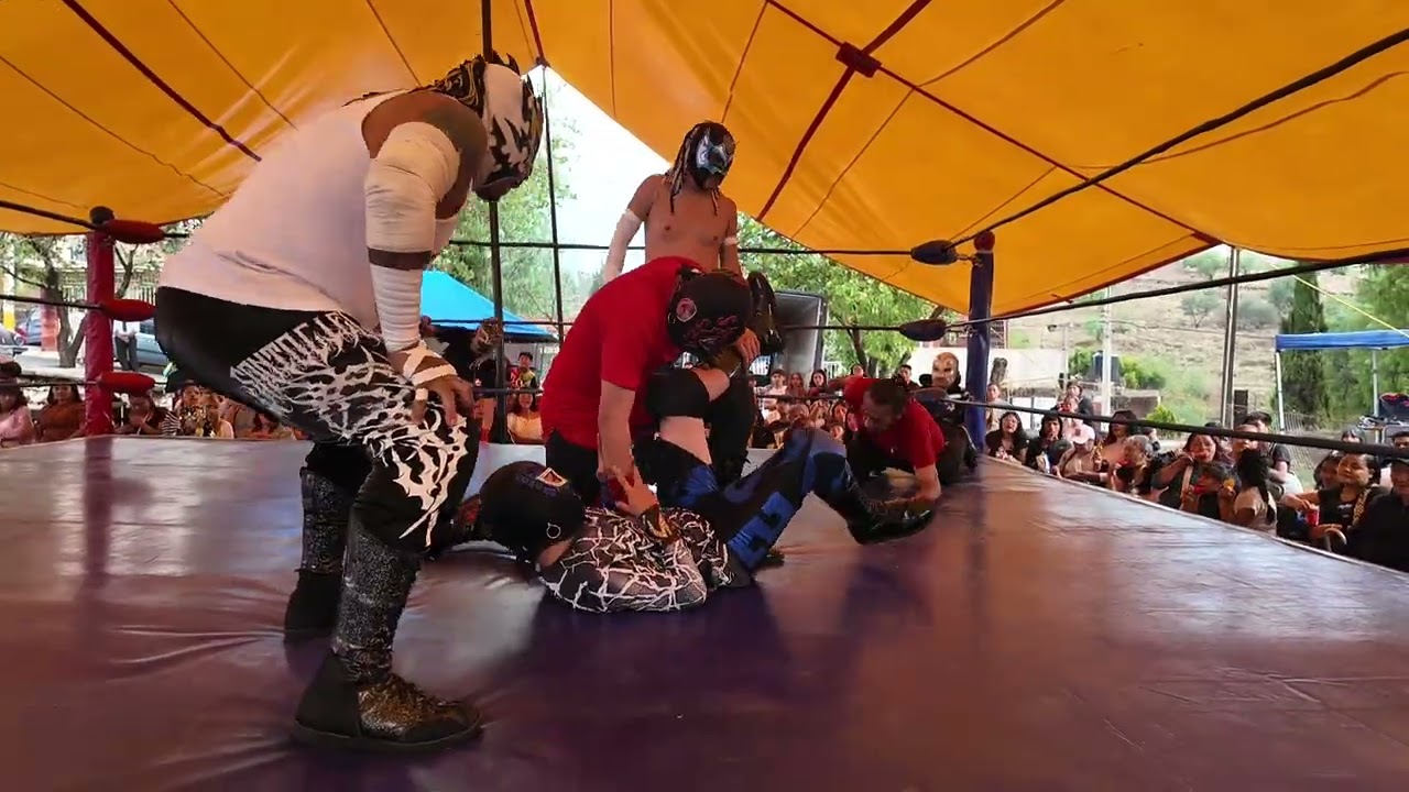 Príncipe Aztaroth, Dynamo y Tori Fly 🆚 Guerrero Z, King Talaxis y Danger Extreme en Uprez background