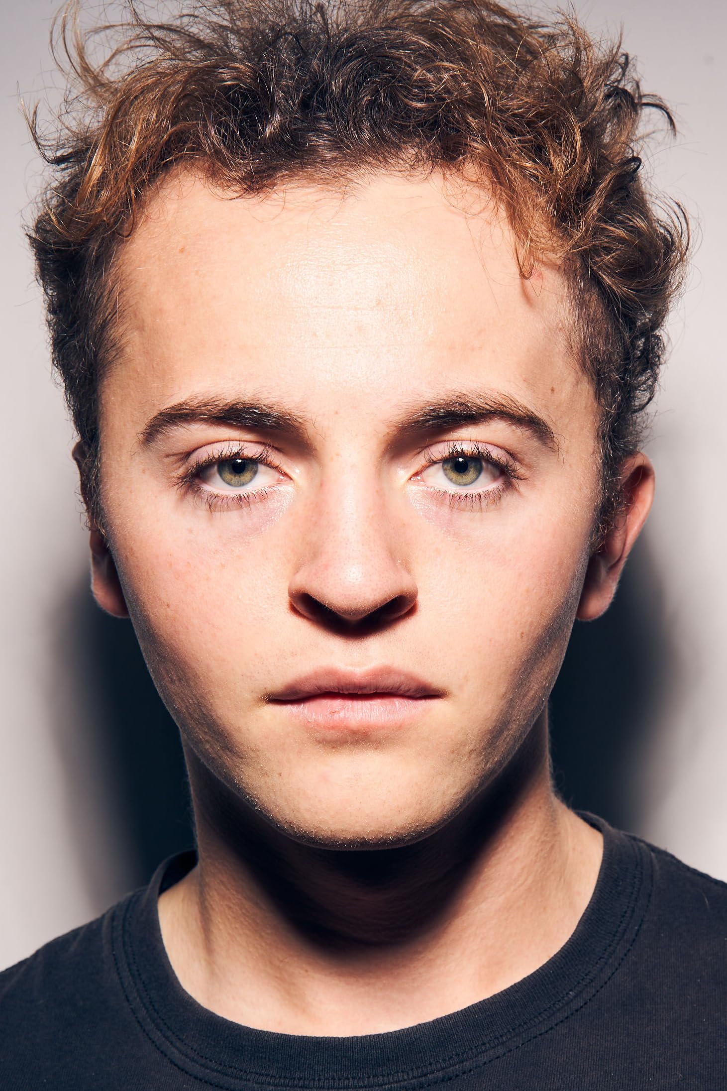 actor Max Mattern large photo
