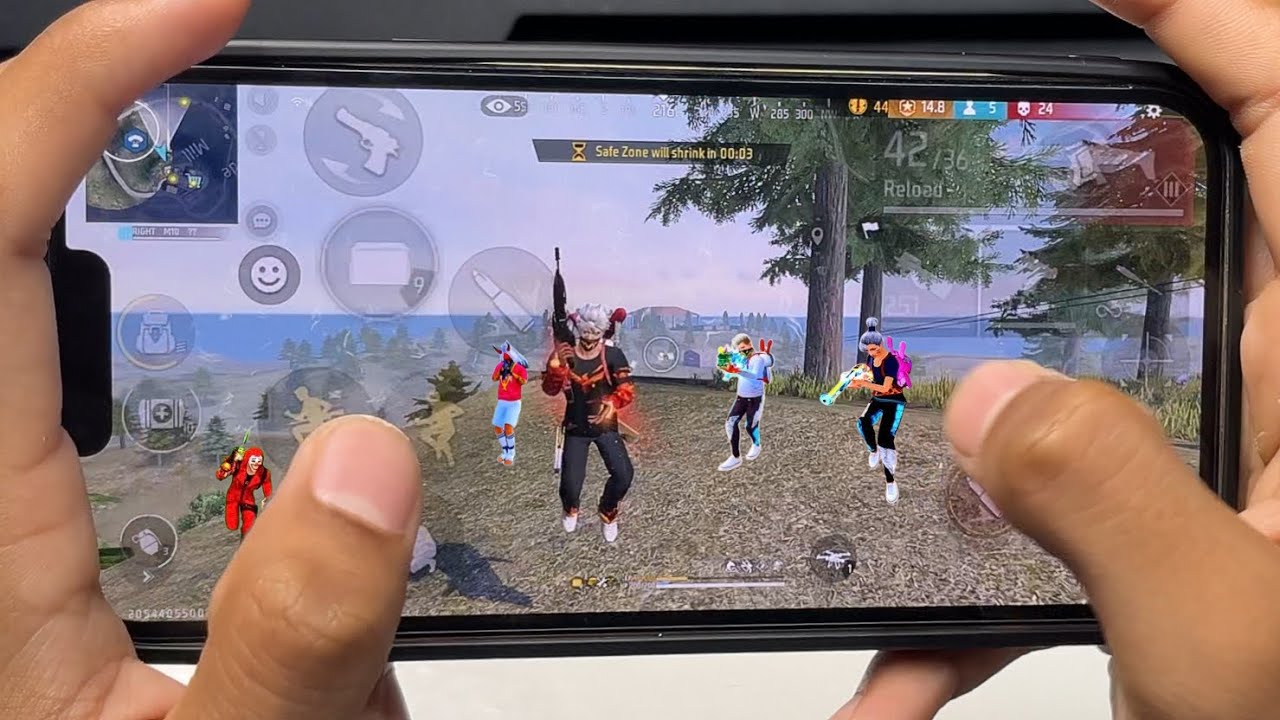 Smooth Rush Handcam Gameplay 😘 iPhone 13 Pro Max || RIGHT M10