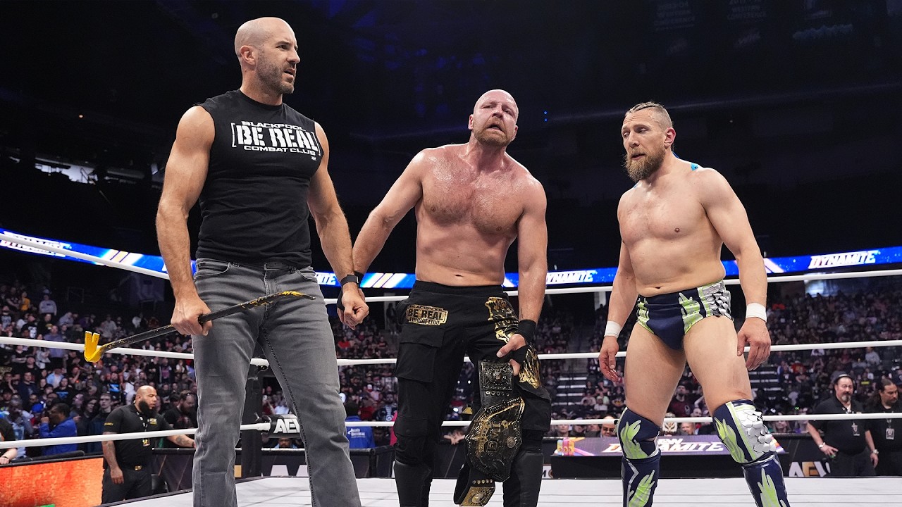Jon MoxleyとBryan Danielsonがタッグチーム戦争で共闘! background