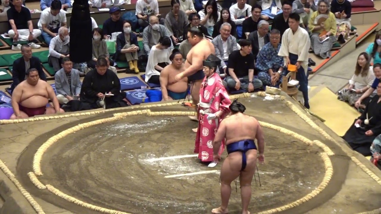 速報❗️狼雅 vs藤凌駕【大相撲令和8年5月場所】7日目ROGA vs FUJIRYOGA 【SUMO MAY DAY7】2026/05/16 background