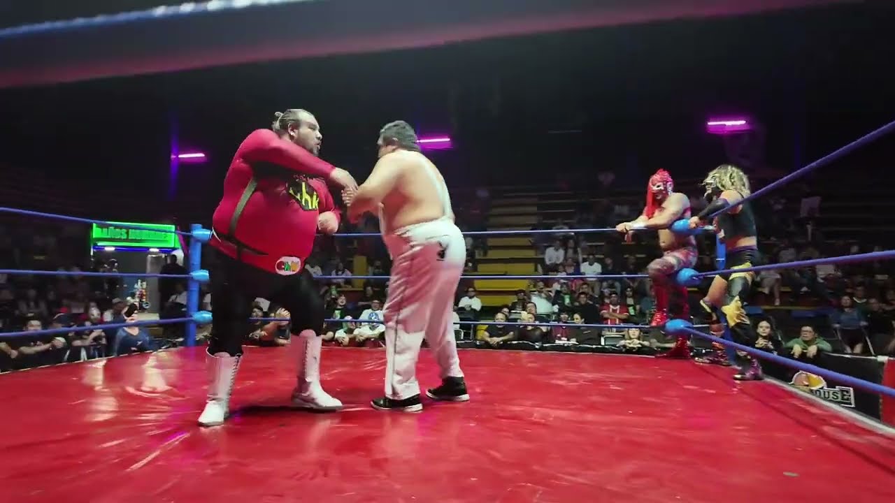 Hijo de Mr. Niebla, Choche Man y Estrellas del Ring π Vudu Max, Big Chico Che y El Actor background
