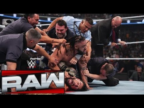 Seth Rollins sends message to Roman reigns there's no me witht you background
