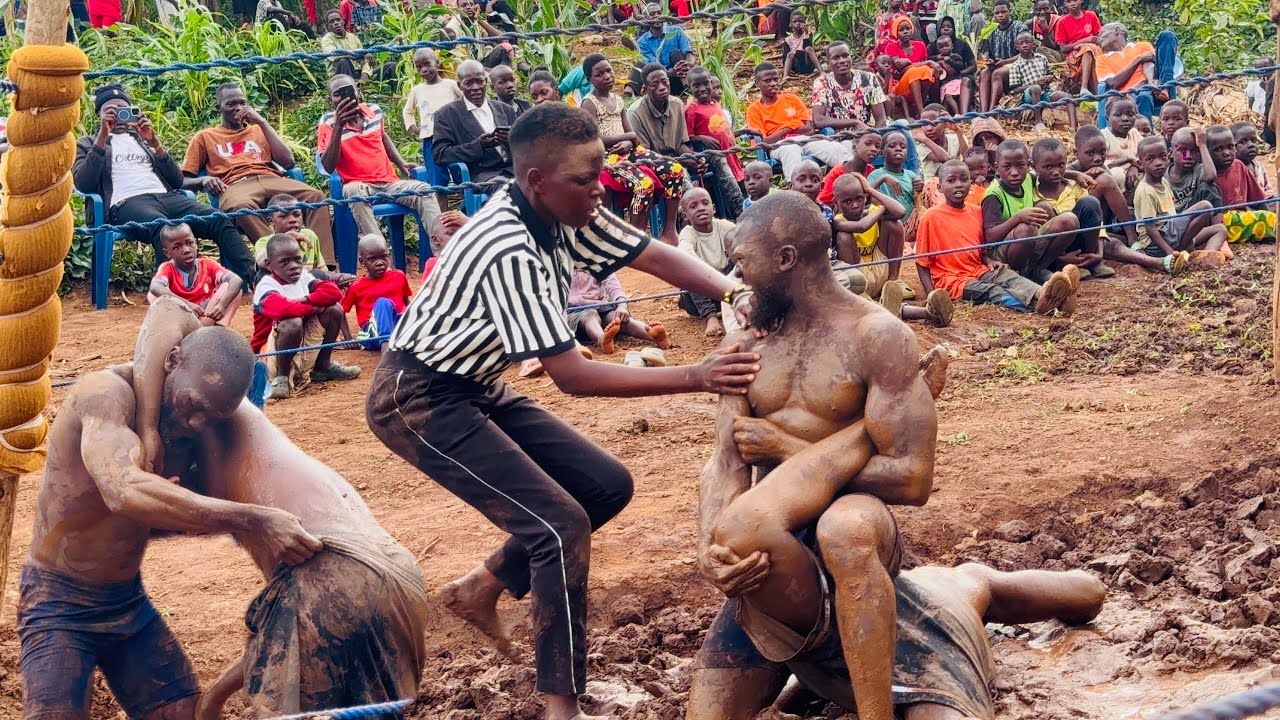 The Referee Didn’t Expect This to happen!! Africa Mud wrestling Wrestling Madness! #ugandanwrestling background