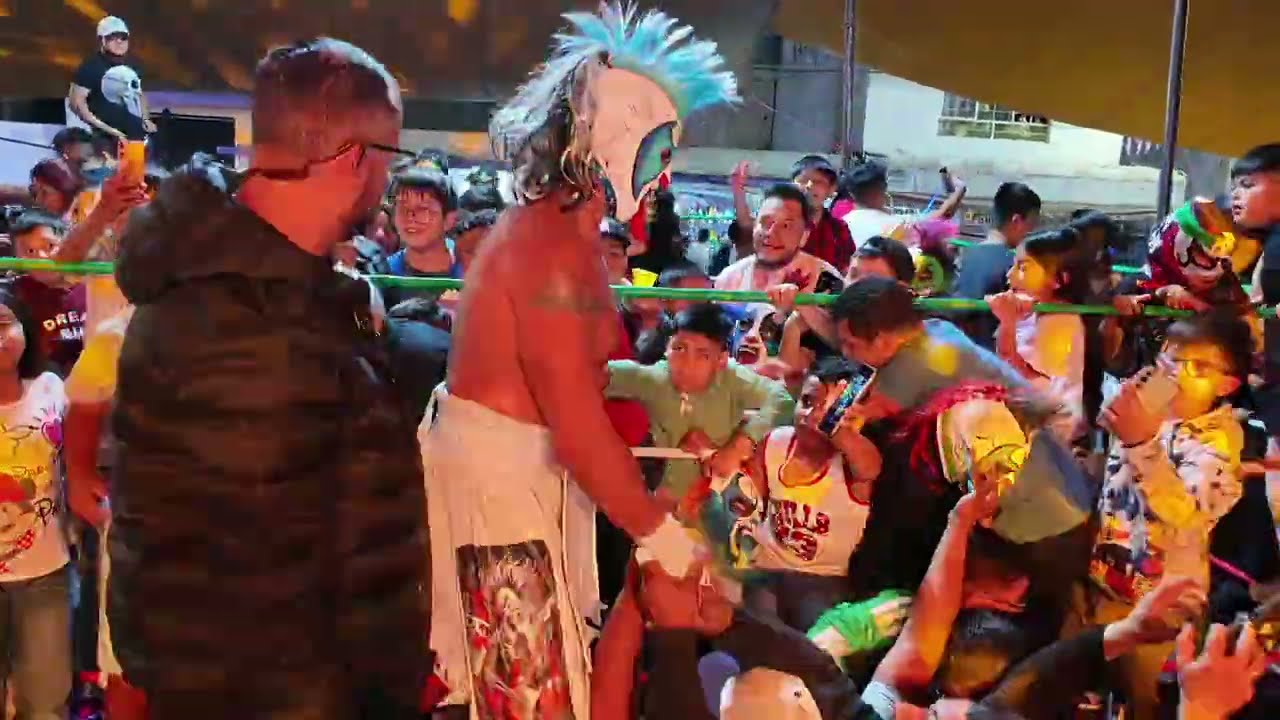 Psycho Clown un ídolo que se deja querer en Iztapalapa background