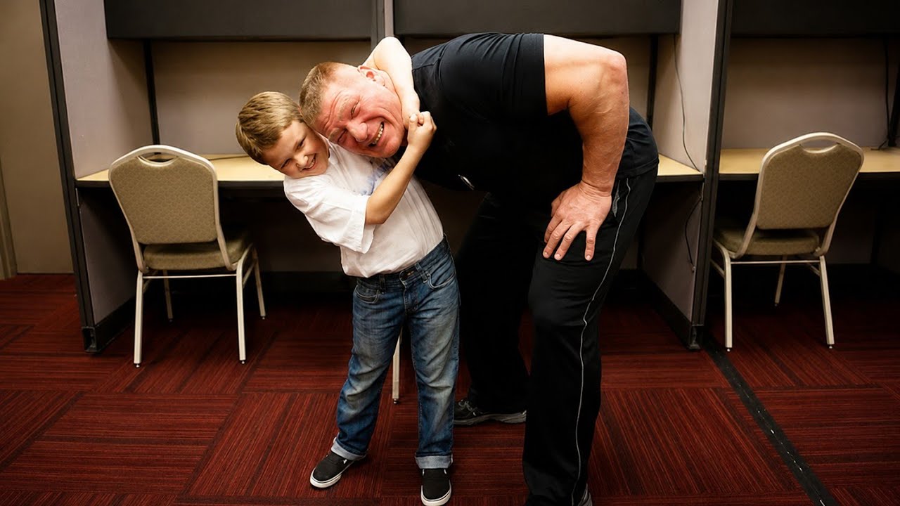 Wholesome WWE Moments Caught On Camera