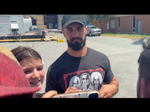 Seth Rollins, Paige, Oba Femi and more Superstars arriving at arena before WWE Raw! background