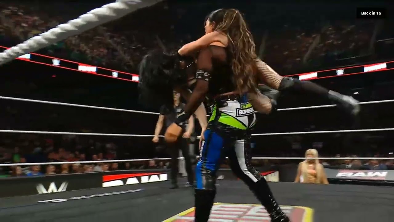 BRIE BELLA & PAIGE VS RAQUEL RODRIGUEZ & ROXANNE PEREZ | WWE RAW PART 2 background