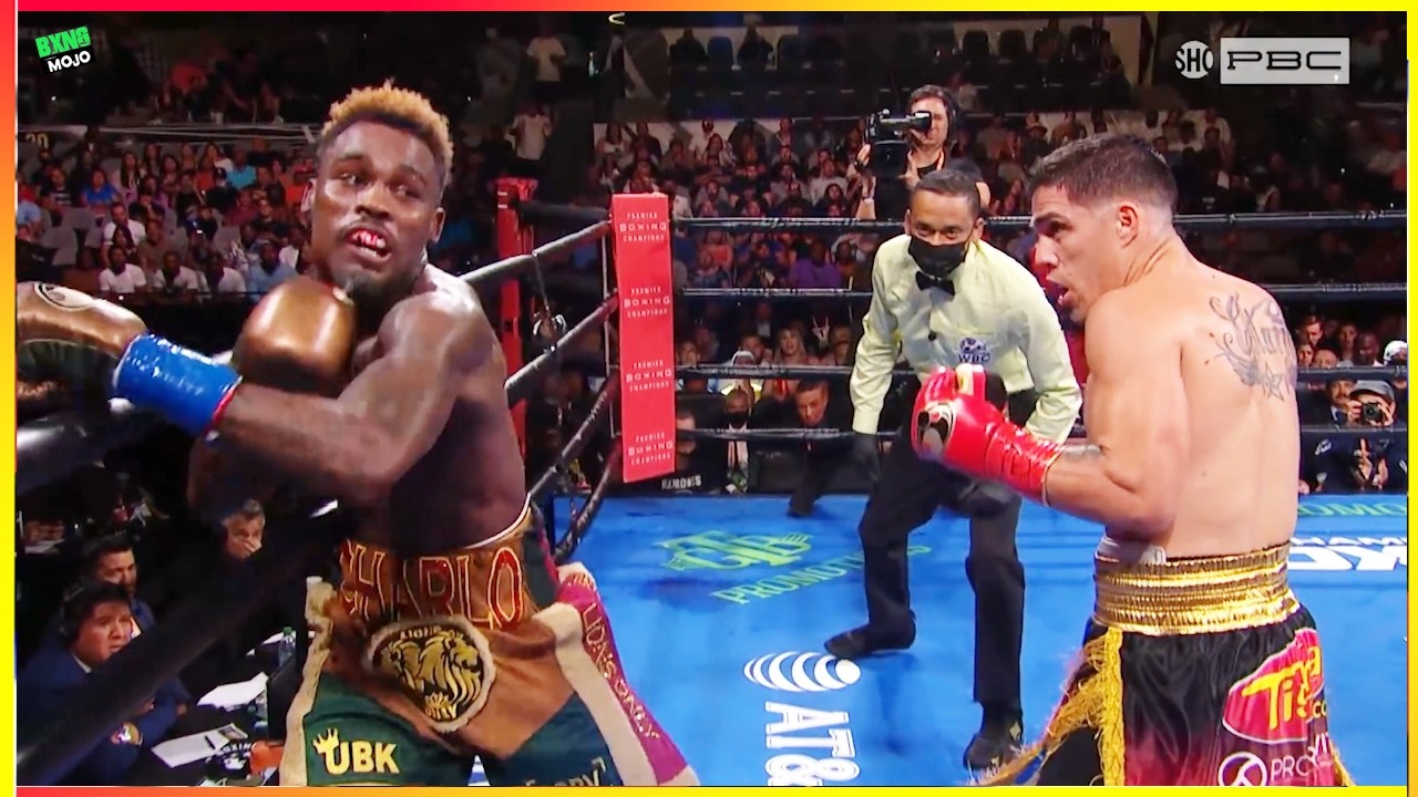 Jermell Charlo (USA) vs Brian Castano (Argentina) I - Boxing Highlights HD background
